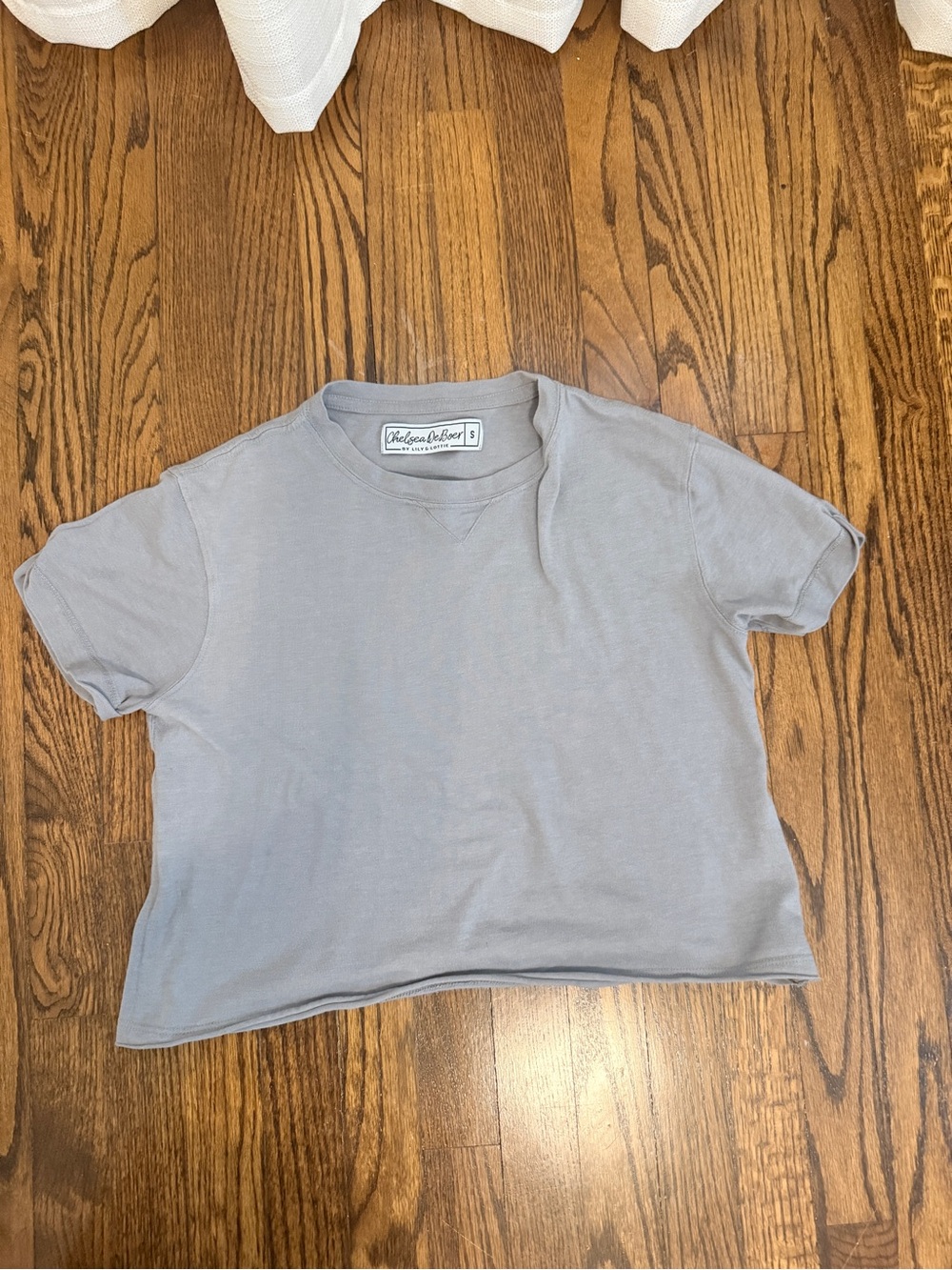 Chelsea DeBoer Lily & Lottie Light Gray Top - Size S